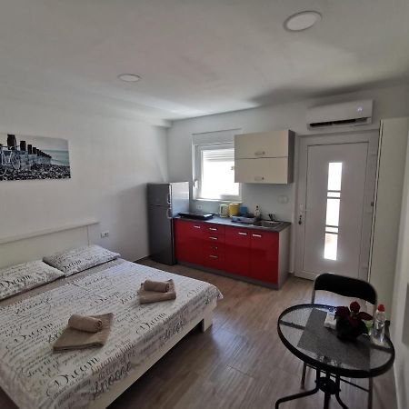 Ferienwohnung Twins Pula Exterior foto