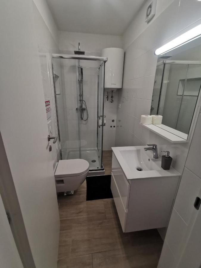 Ferienwohnung Twins Pula Exterior foto